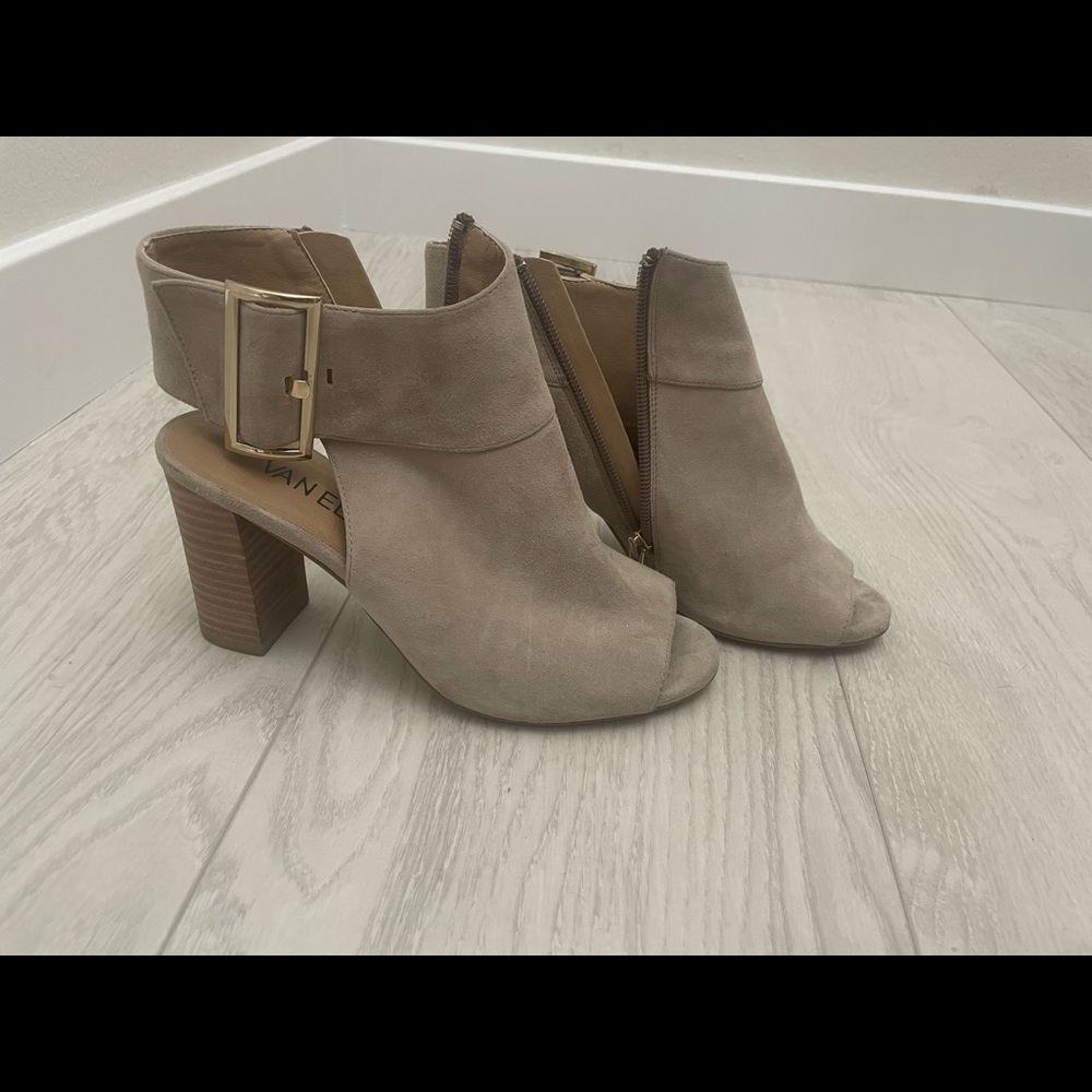 Vandeli chunky heels